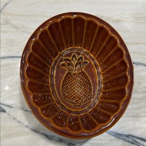 Williams-Sonoma Brown Glazed Ceramic Pineapple Mold Baking dish